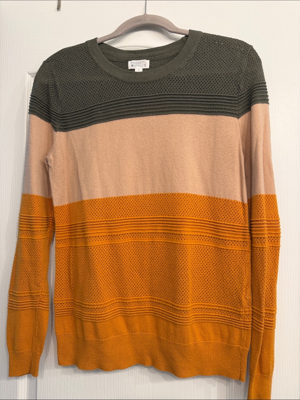 Women’s market and spruce Colorblock Crewneck Sweater in Olive, Cream & Orange